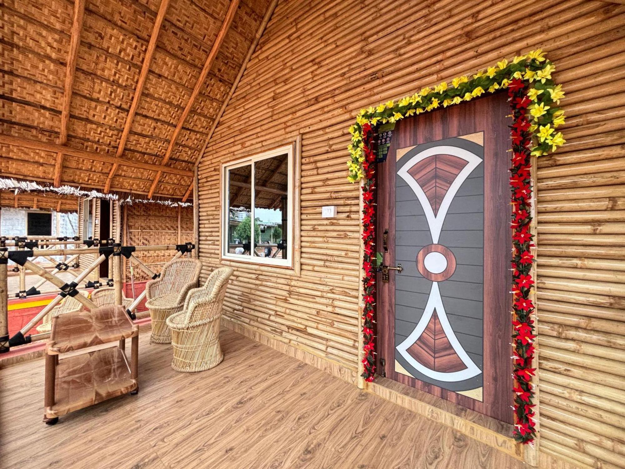 Mowgli'S Cafe Hampi & Guest House Zewnętrze zdjęcie